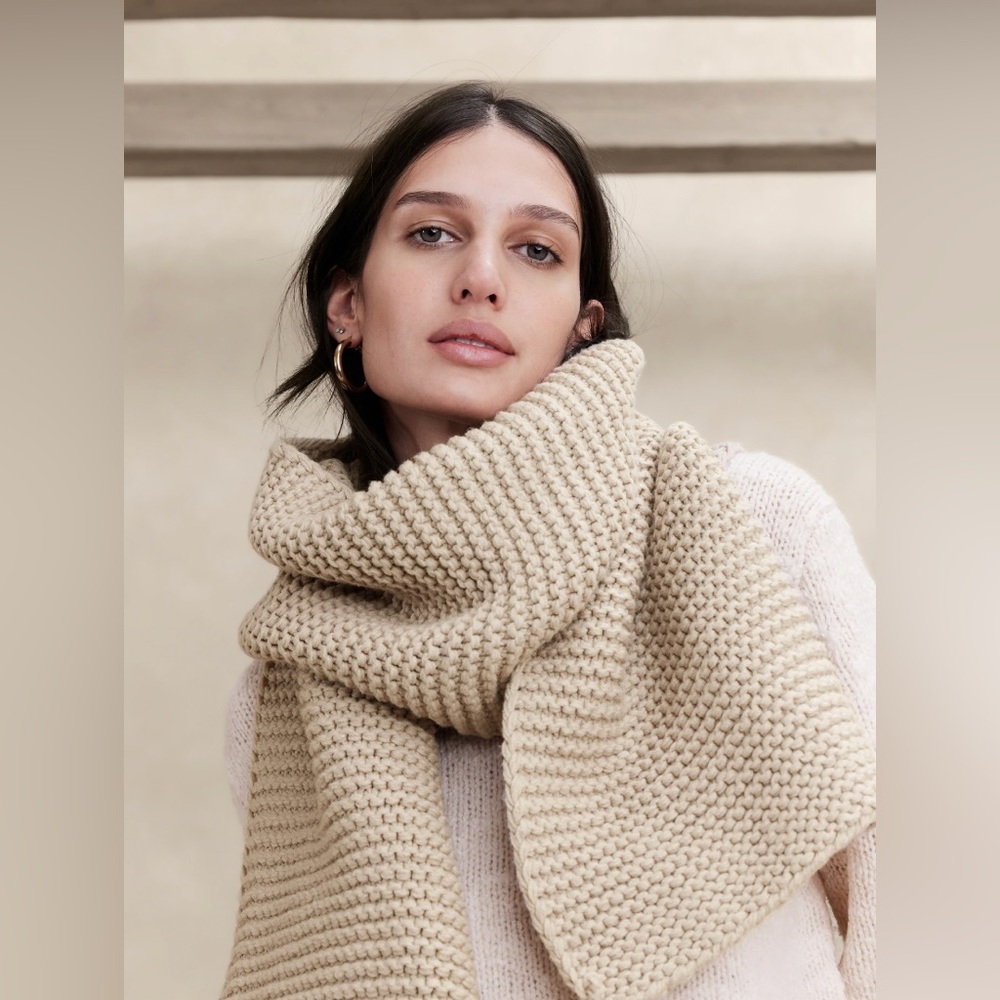 New $90 Banana Republic Carlina Chunky Scarf Cotton Poly Blend Ivory NWT